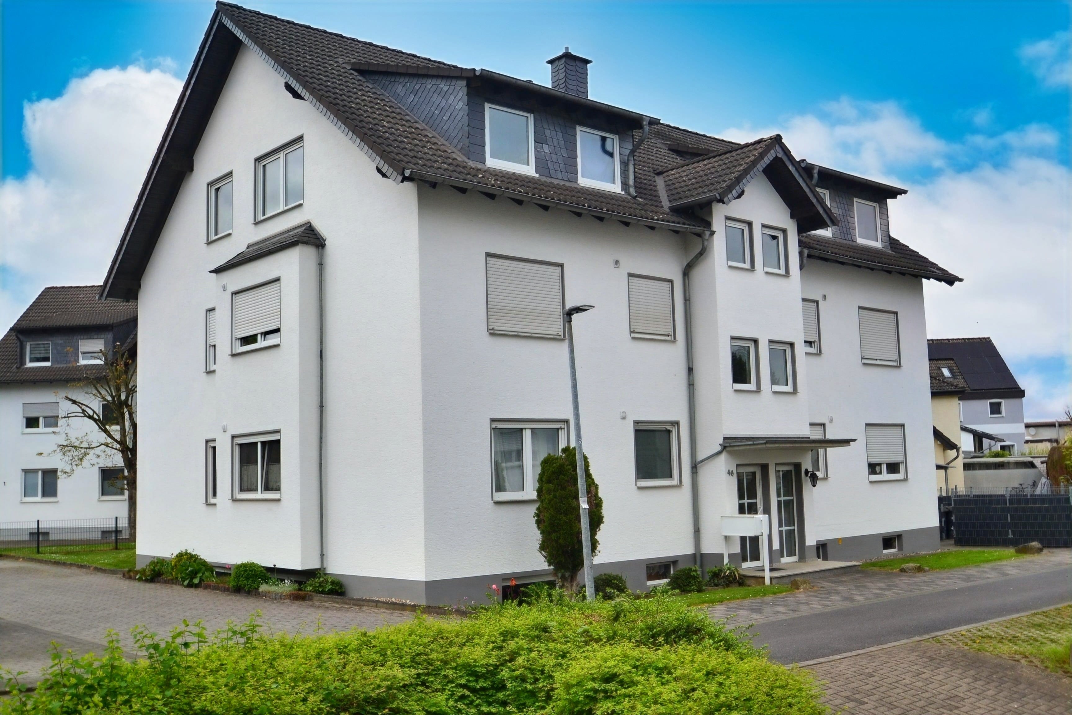 Mehrfamilienhaus zum Kauf als Kapitalanlage geeignet 1.200.000 € 16 Zimmer 458 m²<br/>Wohnfläche 706 m²<br/>Grundstück Buisdorf Sankt Augustin 53757