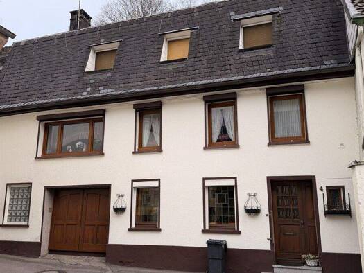 Einfamilienhaus zum Kauf 99.000 € 6 Zimmer 147 m² 102 m² Grundstück Altena Altena 58762