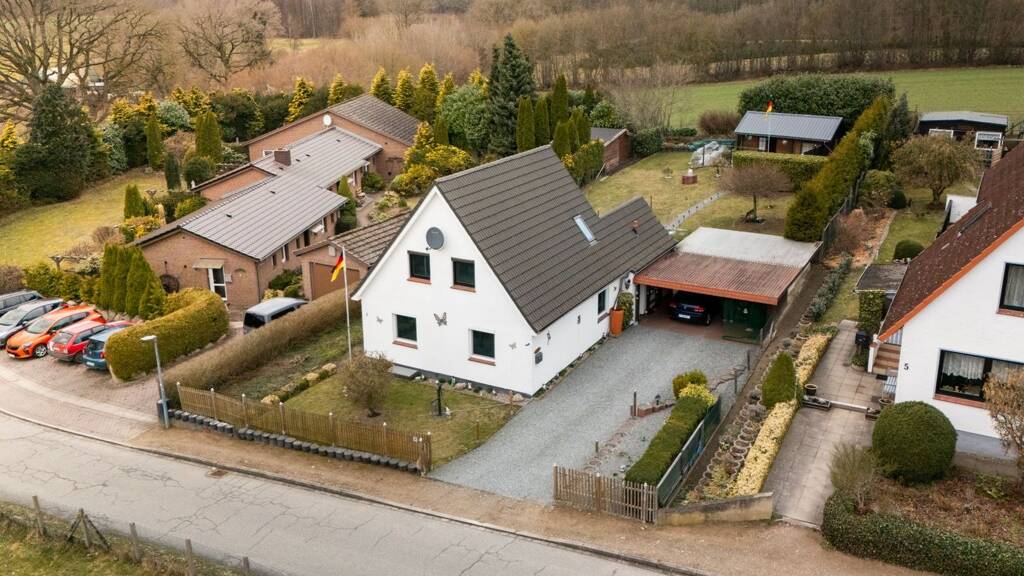 Einfamilienhaus zum Kauf 360.000 € 4 Zimmer 100 m² 989 m² Grundstück Zarnekau Süsel 23701