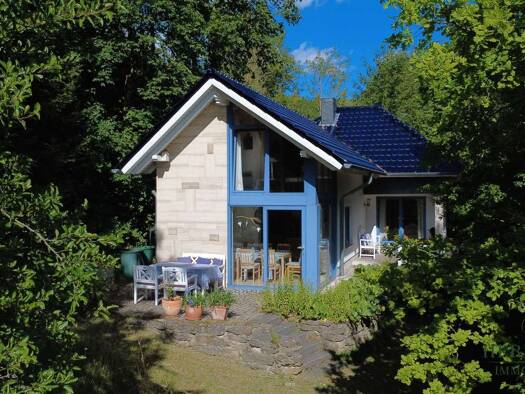 Haus zum Kauf 159.000 € 4 Zimmer 90 m² 2.366 m² Grundstück Heyerode Südeichsfeld 99988