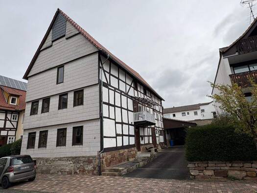 Bauernhaus zum Kauf 67.000 € 8 Zimmer 350 m² 380 m² Grundstück frei ab sofort Volkmarsen 34471