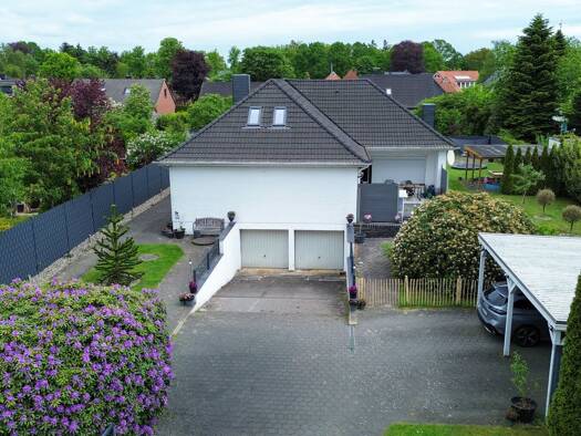 Bungalow zum Kauf 449.000 € 6 Zimmer 182,9 m² 1.346 m² Grundstück Grasberg 28879
