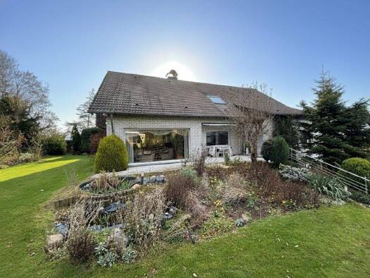 Einfamilienhaus zum Kauf 295.000 € 5 Zimmer 215 m² 1.486 m² Grundstück Warstein 59581