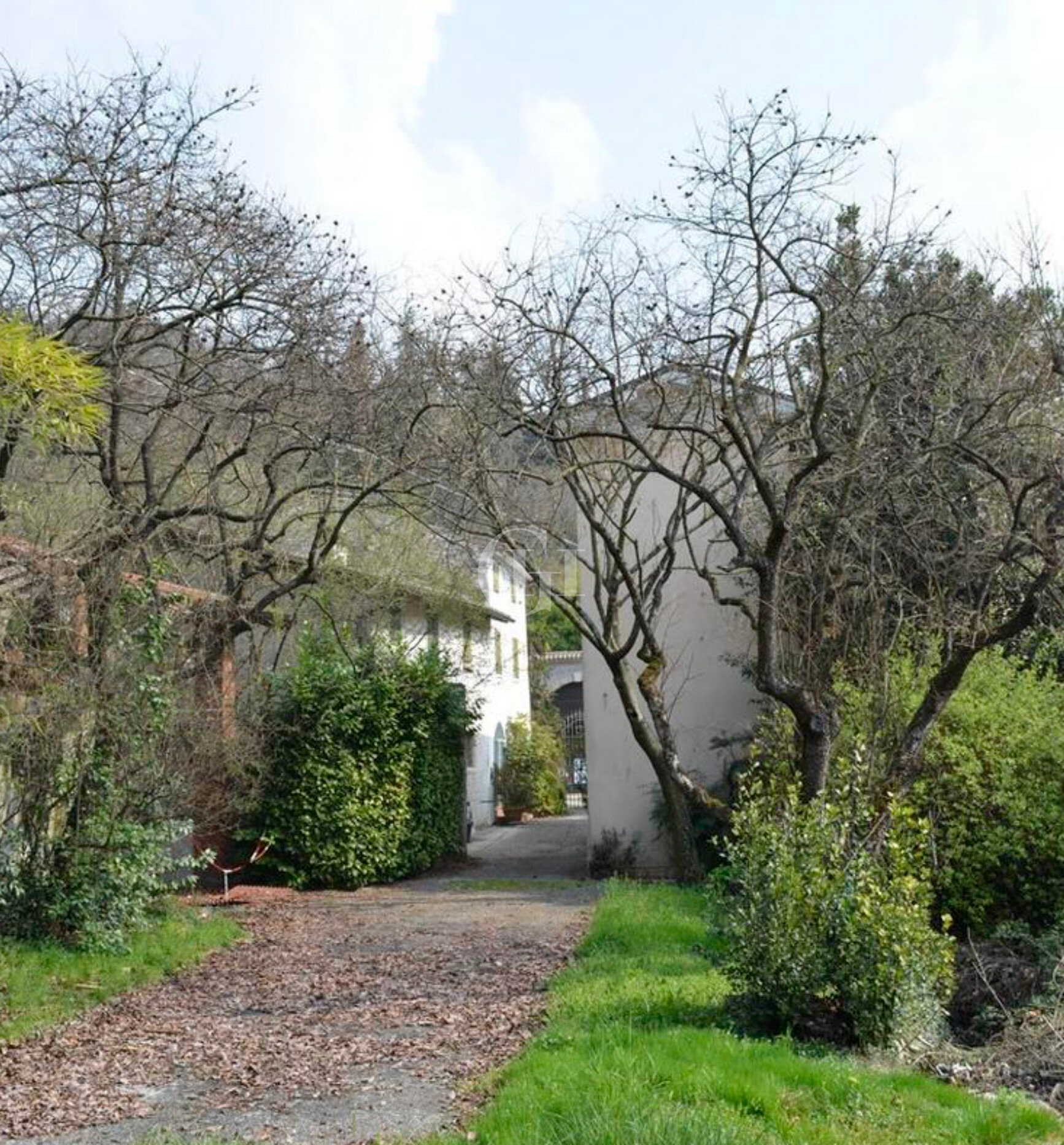 Villa zum Kauf 650.000 € 12 Zimmer 866 m²<br/>Wohnfläche 10.000 m²<br/>Grundstück ab sofort<br/>Verfügbarkeit Caprino Veronese 37013