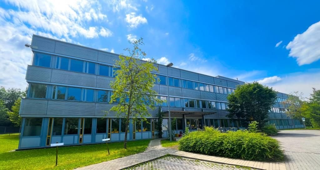 Bürofläche zur Miete provisionsfrei 18.000 € 1.350,4 m²<br/>Bürofläche von 367 m² bis 1.138 m²<br/>Teilbarkeit Wangen Starnberg 82319