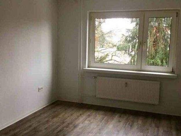 Wohnung zur Miete 470 € 2 Zimmer 42,9 m² 3. Geschoss frei ab 01.06.2026 Auerstraße 66 Mitte Mülheim 45468