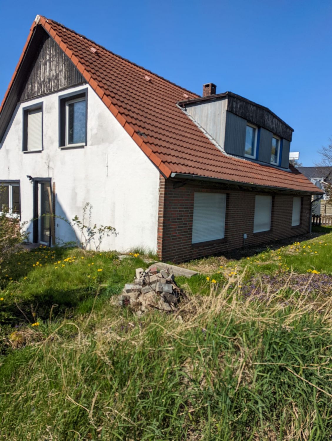 Einfamilienhaus zum Kauf provisionsfrei 80.000 € 1 Zimmer 150 m²<br/>Wohnfläche 592 m²<br/>Grundstück Ebkeriege Wilhelmshaven 26389