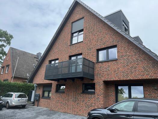 Mehrfamilienhaus zum Kauf als Kapitalanlage geeignet 1.750.000 € 3 Zimmer 300 m² Aurikelstieg 51 Garstedt Norderstedt 22850