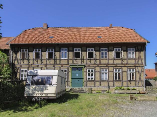Sonstiges zum Kauf als Kapitalanlage geeignet 399.000 € 10 Zimmer 326 m² 5.033,3 m² Grundstück Klein Flöthe Flöthe 38312