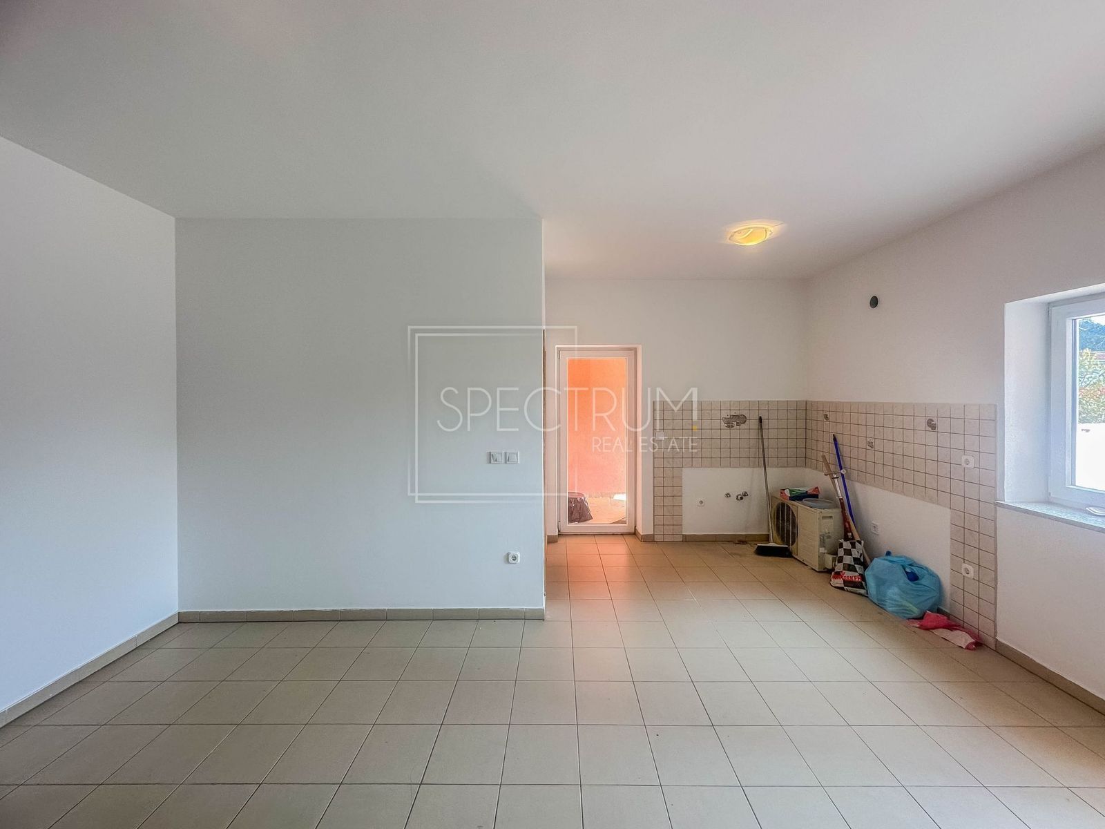 Wohnung zum Kauf 133.000 € 1 Zimmer 41 m²<br/>Wohnfläche Novigrad center