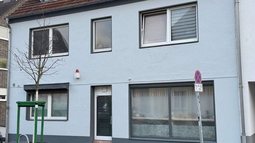 Mehrfamilienhaus zum Kauf als Kapitalanlage geeignet 799.000 € 326 m² 795 m² Grundstück Capitostrasse 12 Benrath Düsseldorf 40597