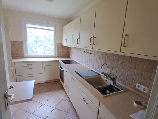 Wohnung zur Miete 1.100 € 3 Zimmer 90 m² Geschoss 3/8 frei ab 01.09.2026 Harksheider Weg 81 Quickborn 25451