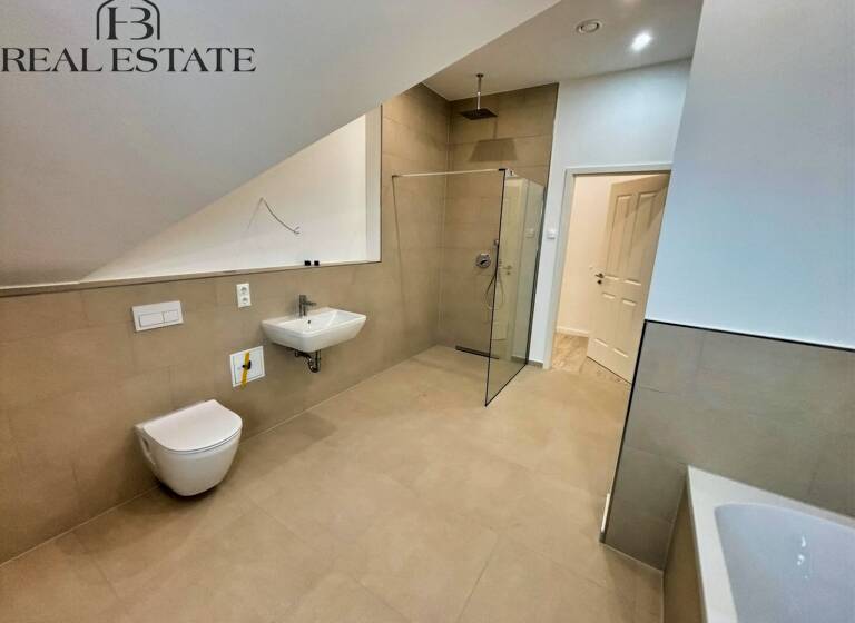 Wohnung zur Miete 1.040 € 4 Zimmer 101,6 m²<br/>Wohnfläche 3.<br/>Geschoss 01.06.2025<br/>Verfügbarkeit Alt Salbke 74 Salbke Magdeburg 39122