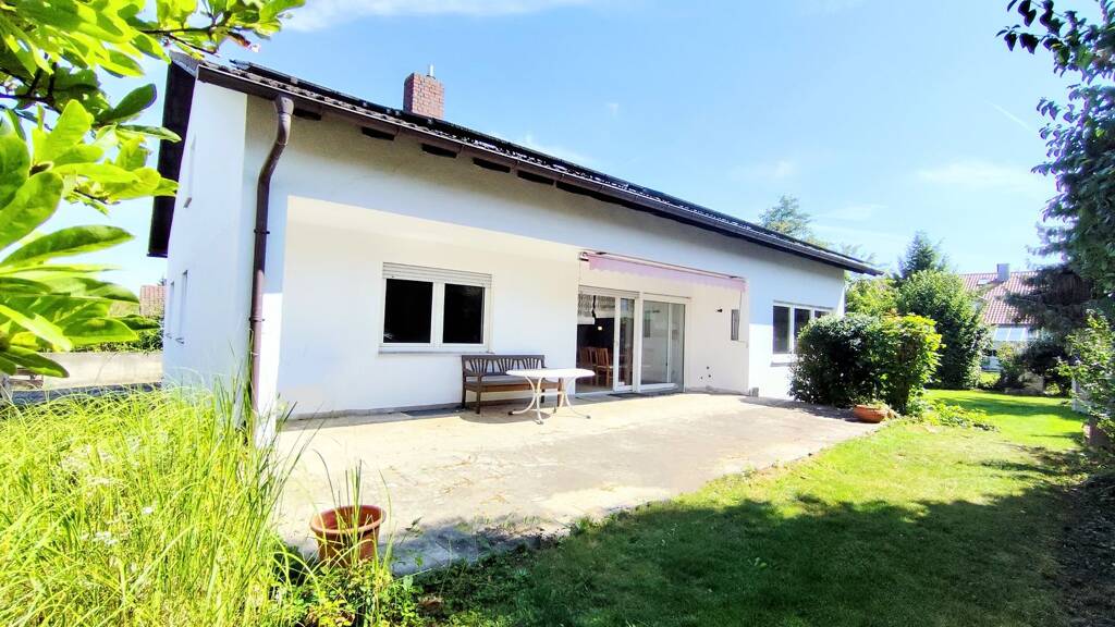 Einfamilienhaus zum Kauf 399.900 € 5 Zimmer 145 m² 918 m² Grundstück Atting 94348