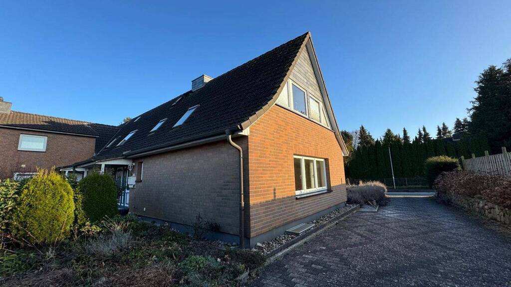 Doppelhaushälfte zum Kauf 495.000 € 6 Zimmer 191,5 m² 1.426 m² Grundstück Bad Oldesloe 23843