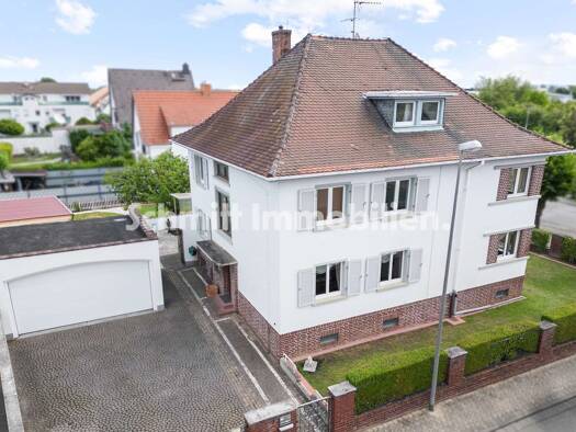 Einfamilienhaus zum Kauf 595.000 € 10 Zimmer 282,8 m² 907 m² Grundstück Stockstadt am Rhein 64589