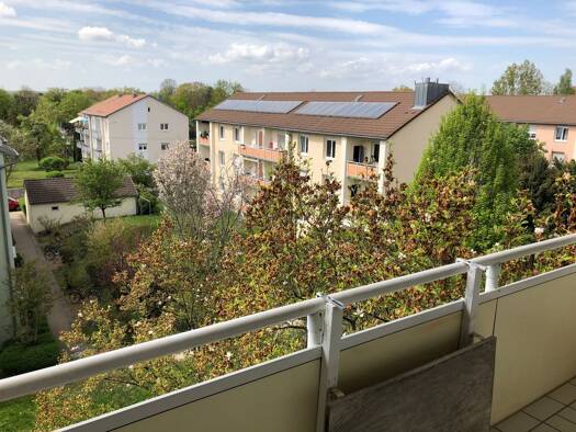 Wohnung zur Miete 1.410 € 3 Zimmer 93 m² Geschoss 3/3 frei ab 01.01.2026 Degerloch Stuttgart 70597