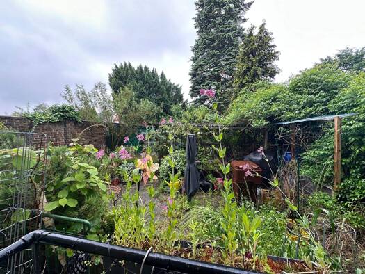 Mehrfamilienhaus zum Kauf provisionsfrei als Kapitalanlage geeignet 429.000 € 197 m² 250 m² Grundstück Augustinusviertel Neuss 41464