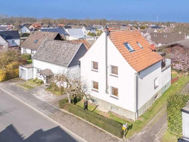Einfamilienhaus zum Kauf 385.000 € 11 Zimmer 319,1 m² 813 m² Grundstück Frömern Fröndenberg/Ruhr 58730