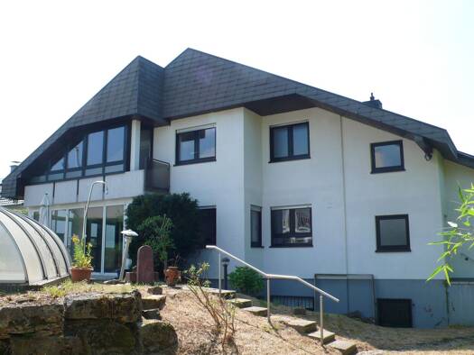 Haus zum Kauf 850.000 € 9 Zimmer 309 m² 665 m² Grundstück frei ab sofort Berghausen Pfinztal 76327