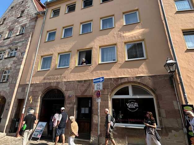 Wohnung zur Miete 700 € 2 Zimmer 46 m² 3. Geschoss Sebald Altstadt und engere Innenstadt 90403