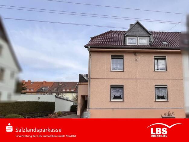 Doppelhaushälfte zum Kauf 119.000 € 6 Zimmer 120 m² 590 m² Grundstück Aschersleben Aschersleben 06449