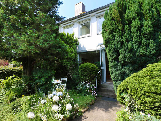 Reihenmittelhaus zum Kauf 395.000 € 6 Zimmer 108 m² 202 m² Grundstück Harksheide Norderstedt / Harksheide 22844