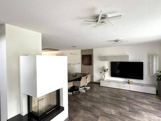 Doppelhaushälfte zum Kauf 779.000 € 4 Zimmer 145 m² 281 m² Grundstück Brackenheim 74336