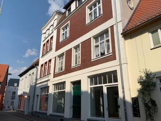Laden zur Miete provisionsfrei 1.500 € 1 Zimmer 300 m² Verkaufsfläche Güstrow Güstrow 18273