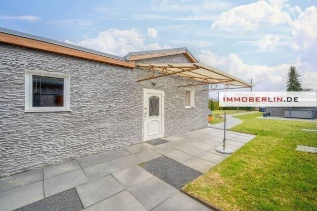 Bungalow zum Kauf 579.000 € 3 Zimmer 80 m² 943 m² Grundstück frei ab sofort Berlin 12621