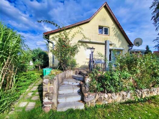 Einfamilienhaus zum Kauf 395.000 € 5 Zimmer 115 m² 880 m² Grundstück Lindenthal Leipzig 04158