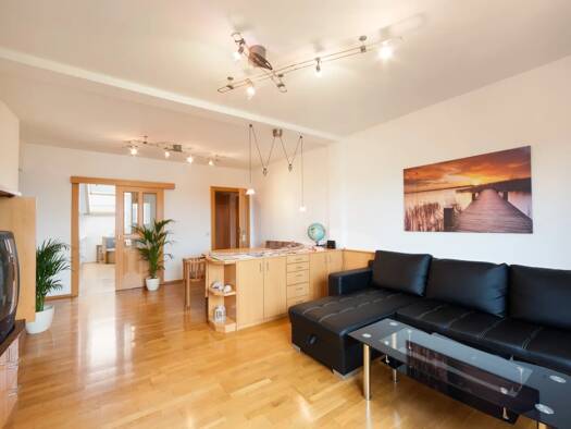 Wohnung zur Miete 12,59 € 3 Zimmer 79 m² 1. Geschoss frei ab sofort Neusiedl am See 7100