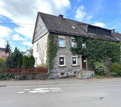 Mehrfamilienhaus zum Kauf 159.000 € 4 Zimmer 140 m² 757 m² Grundstück Morbach Morbach 54497