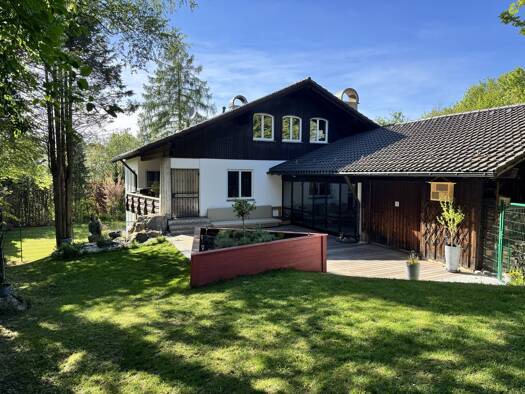 Einfamilienhaus zum Kauf 1.850.000 € 5 Zimmer 325 m² 1.389 m² Grundstück Erlstätt Grabenstätt-Erlstätt 83355
