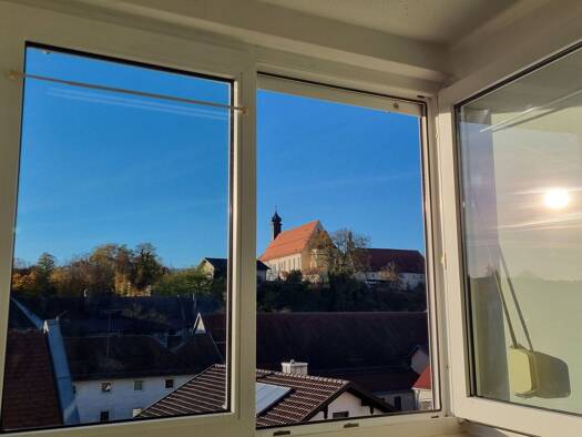 Wohnung zur Miete 640 € 2 Zimmer 75 m² Geschoss 3/4 frei ab sofort Niederviehbach 84183