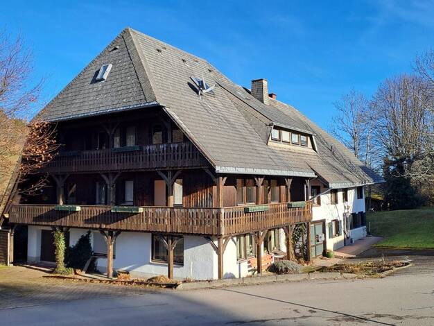 Bauernhaus zum Kauf provisionsfrei 495.000 € 22 Zimmer 436 m² 1.970 m² Grundstück Erlenbachweg 22 Kappel Lenzkirch-Kappel 79853
