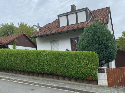 Einfamilienhaus zum Kauf provisionsfrei 550.000 € 6 Zimmer 125 m² 456 m² Grundstück Brunn Nürnberg 90475