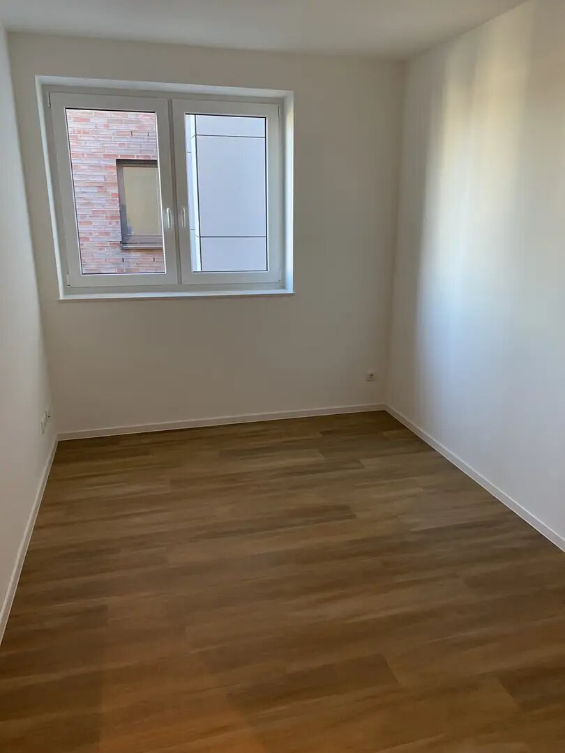 Wohnung zur Miete 700 € 3 Zimmer 74 m²<br/>Wohnfläche ab sofort<br/>Verfügbarkeit Am Fabrikhof St.-Jürgen-Schule Schleswig 24837