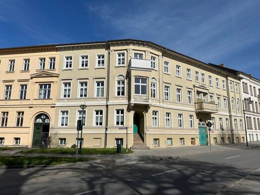 Wohnung zur Miete 385 € 1 Zimmer 49 m² 4. Geschoss frei ab sofort Semmelweisstraße 14 Neustrelitz Neustrelitz 17235