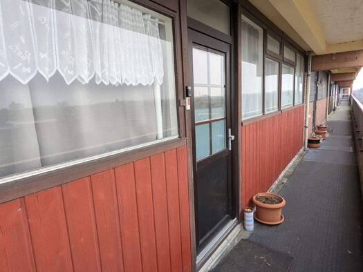 Studio zum Kauf 86.500 € 1 Zimmer frei ab sofort Klein-von-Diepold-Straße Barenburg Emden 26721