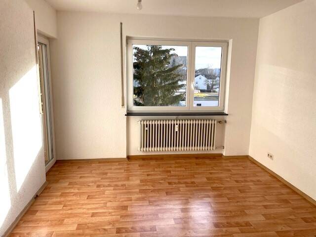 Gemütliche 2-Zi.-Wohnung mit Garage in Traunreut – Traunreut – Vorschaubild 3