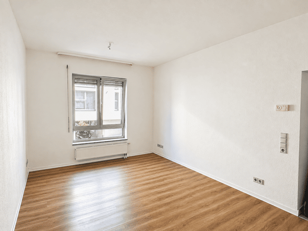 Wohnung zur Miete 525 € 1 Zimmer 44 m² 1. Geschoss frei ab 01.10.2026 Hohenzollernstraße 39 a Alt-Saarbrücken Saarbrücken 66117