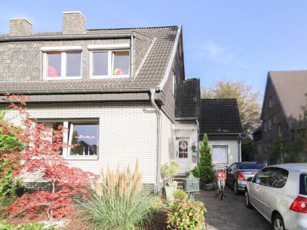 Doppelhaushälfte zum Kauf 449.000 € 6 Zimmer 147 m² 594 m² Grundstück Willich Willich 47877