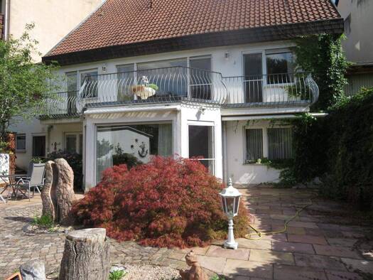 Mehrfamilienhaus zum Kauf 470.000 € 6,5 Zimmer 270 m² 1.000 m² Grundstück Malstatt Mitte 66113