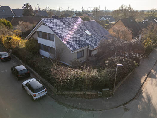 Einfamilienhaus zum Kauf 290.000 € 7 Zimmer 201,1 m² 860 m² Grundstück Langen Langen 27607