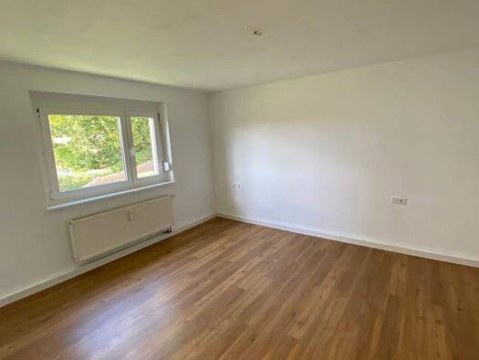 Wohnung zur Miete 415 € 2 Zimmer 40,2 m² 1. Geschoss frei ab sofort WilhelmstraßeB 40B Güglingen 74363