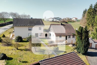 Mehrfamilienhaus zum Kauf 13 Zimmer 355 m² 2.352 m² Grundstück Waizenbach Vilshofen 94474