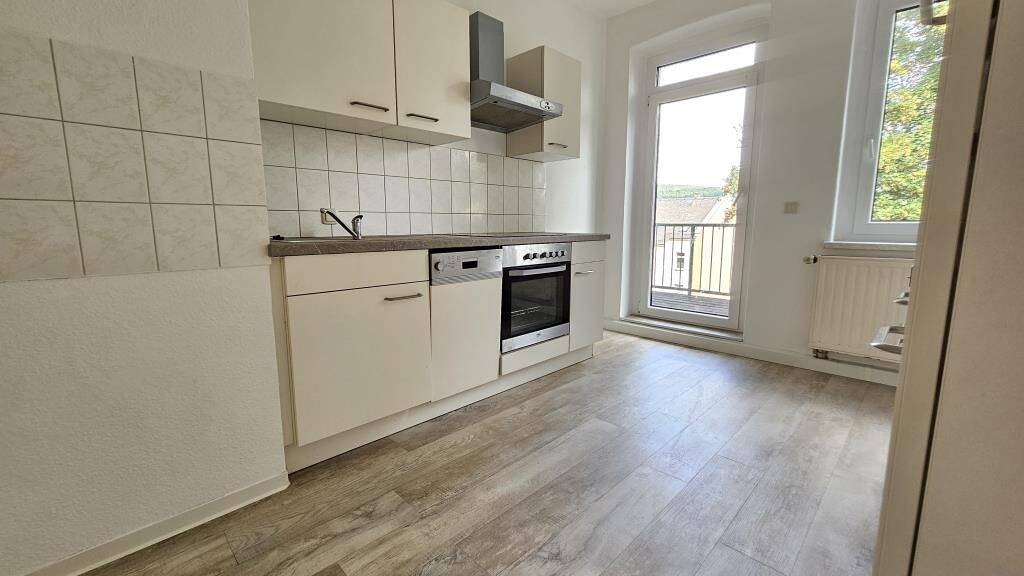 Wohnung zur Miete 452 € 3 Zimmer 82,1 m² 1. Geschoss Lutherstraße 15 Aue 08280