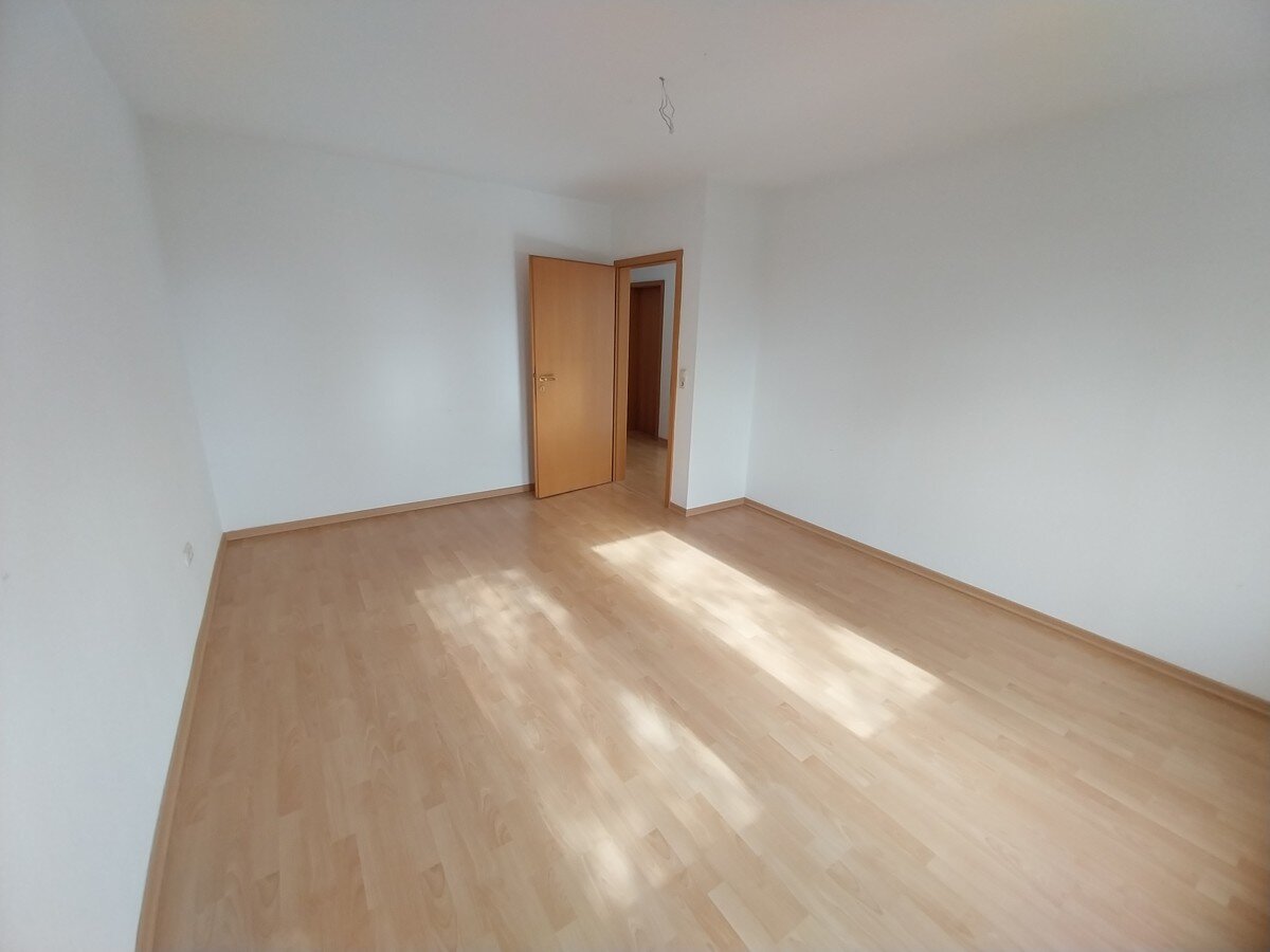 Wohnung zum Kauf 115.000 € 2 Zimmer 78 m²<br/>Wohnfläche ab sofort<br/>Verfügbarkeit Bad Langensalza Bad Langensalza 99947