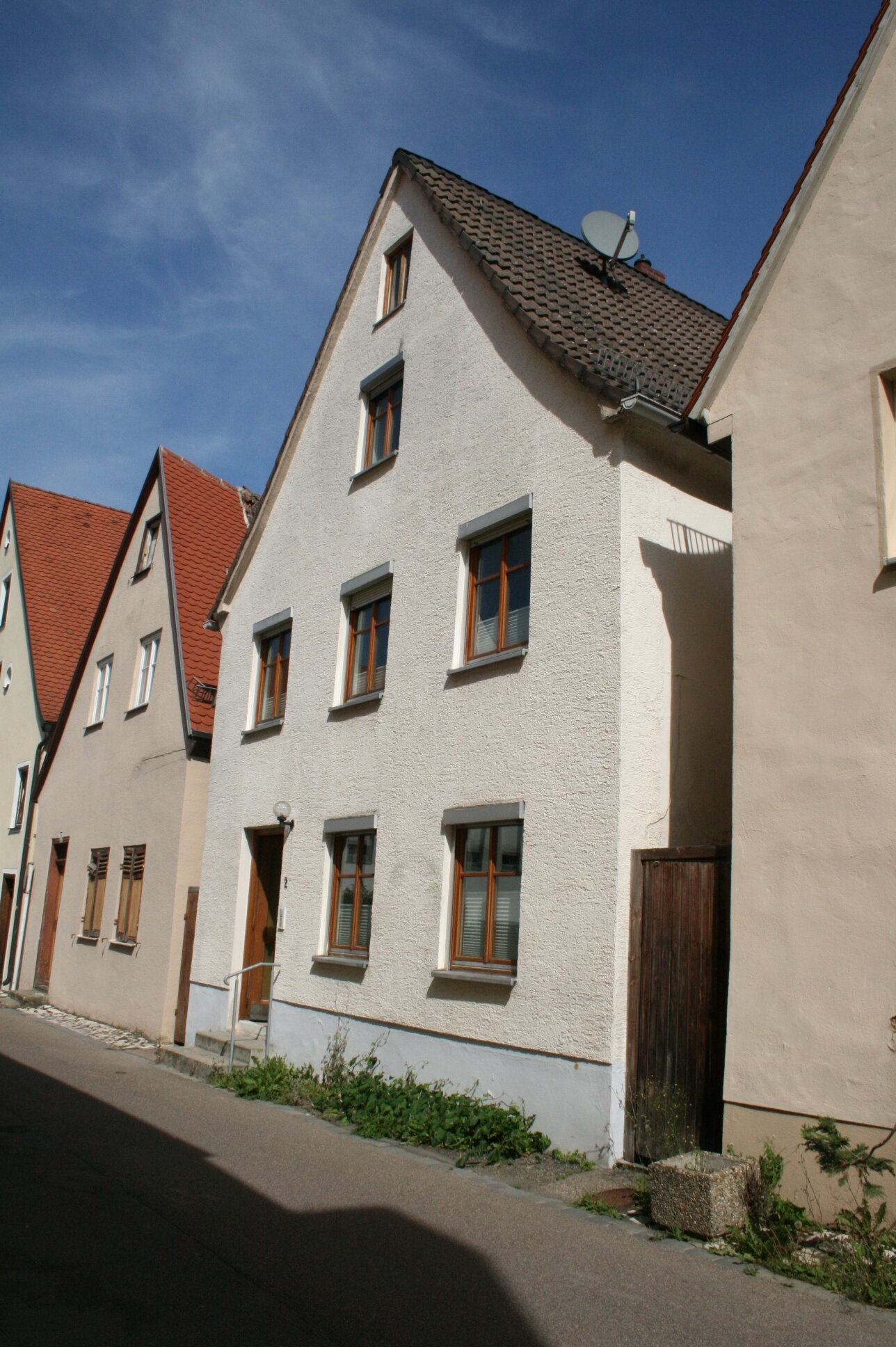 Stadthaus zum Kauf 329.500 € 7 Zimmer 170 m²<br/>Wohnfläche 122 m²<br/>Grundstück ab sofort<br/>Verfügbarkeit Nördlingen Nördlingen 86720